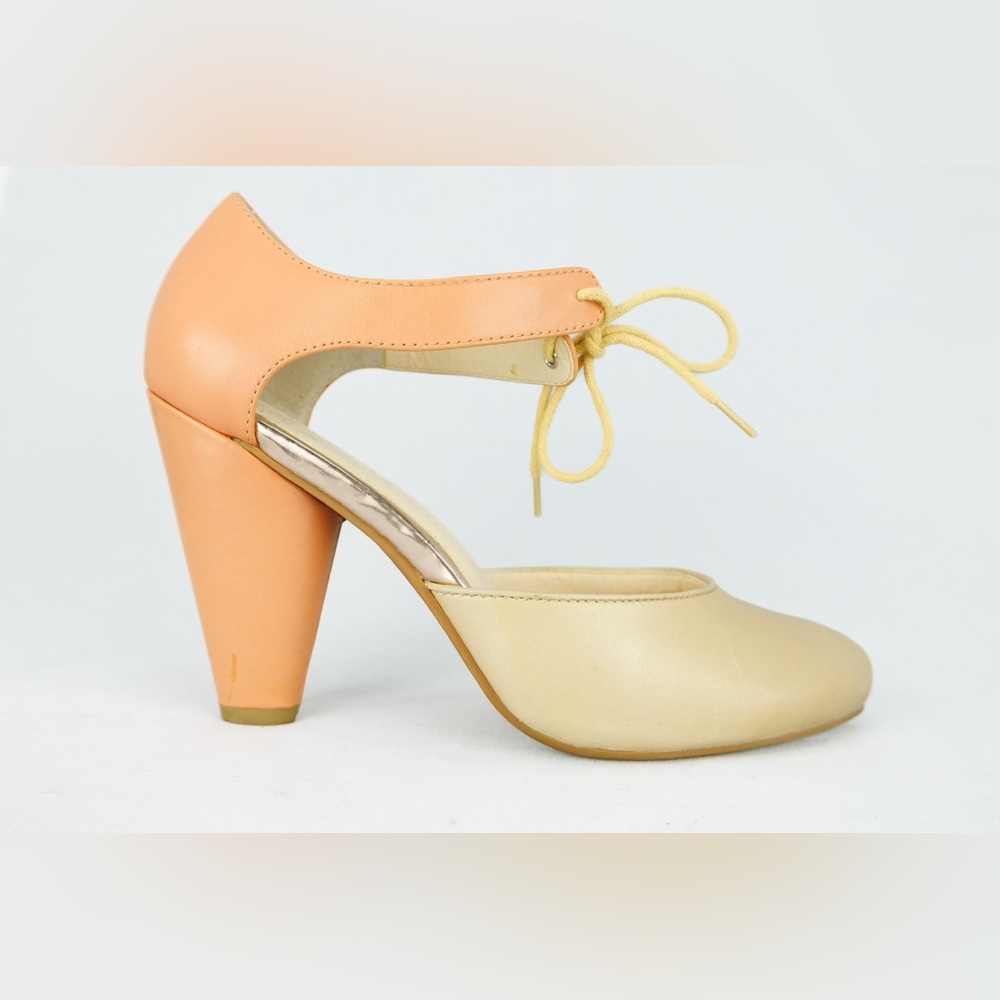 Seychelles Vintage 2 Tone Heels